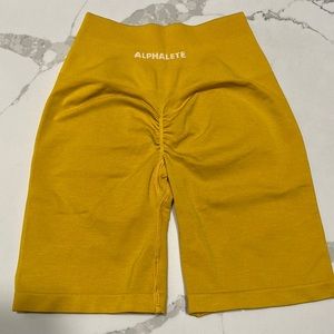Alphalete amplify shorts